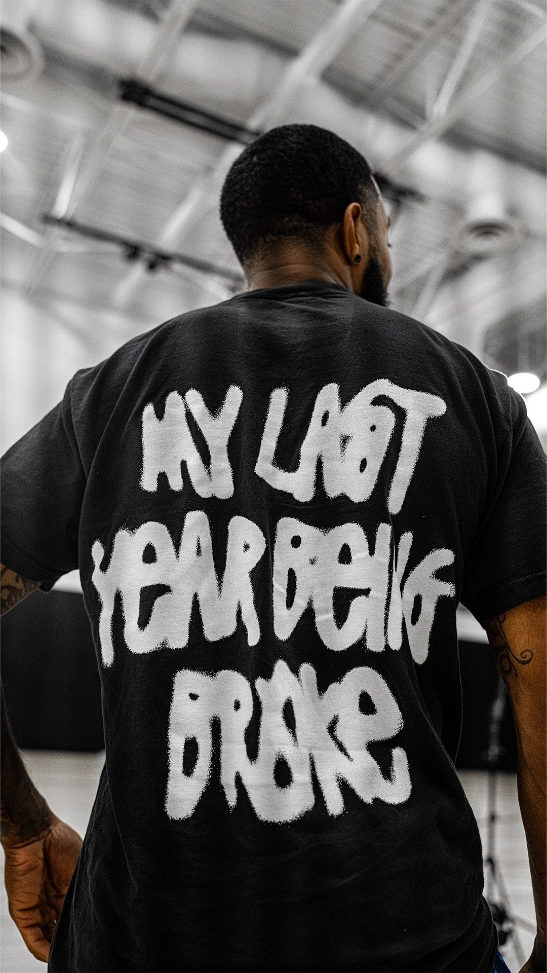 MY LAST YEAR BROKE Tee BLK